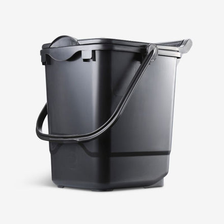 Straight 23 Litre Black Caddy | Studio Shot
