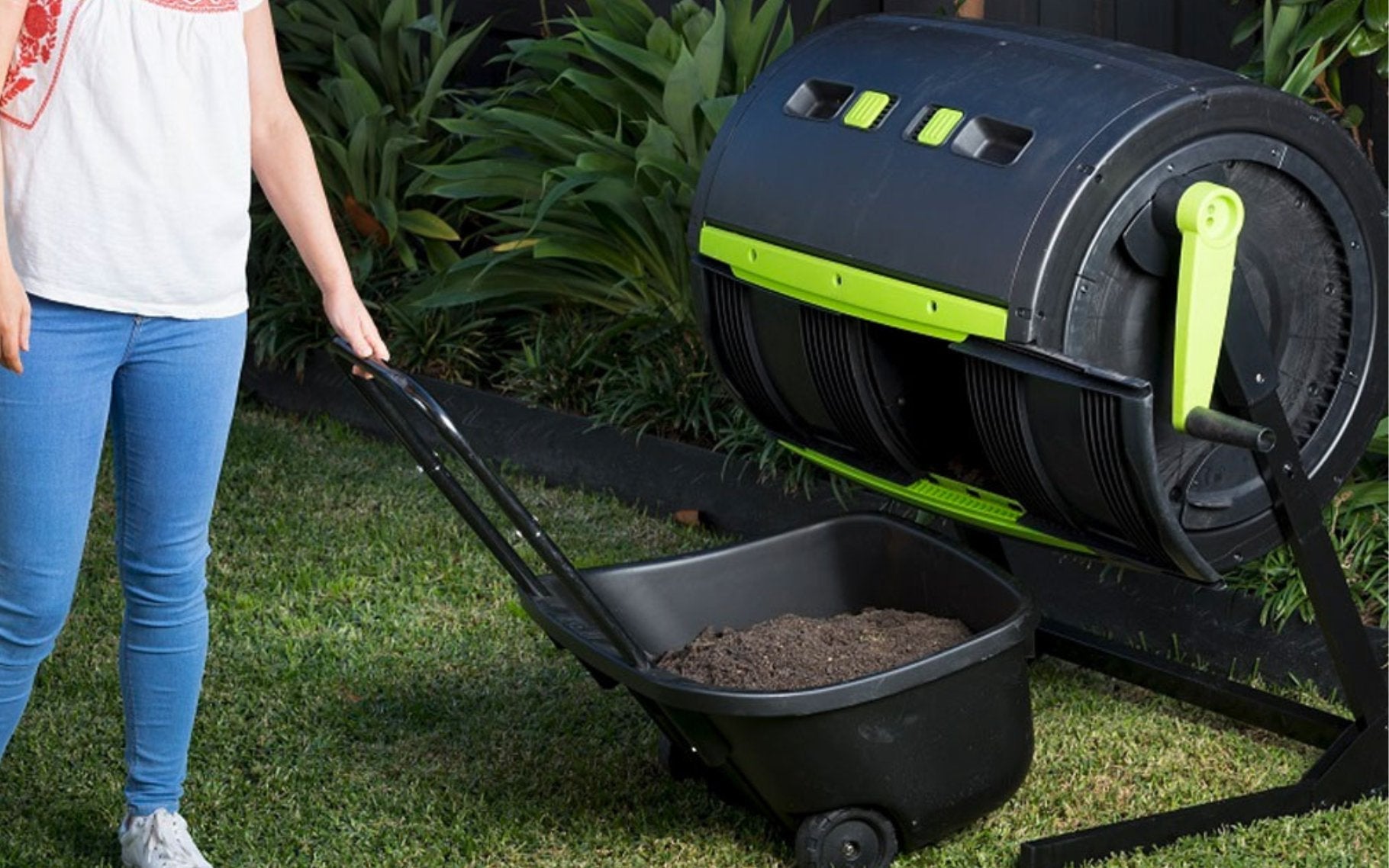 Compost Wheel Compost Tumblers | Rotatable Compost Bins | GetComposting