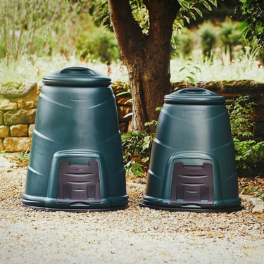 Blackwall Compost Converter Base Plate on the Blackwall 330 Litre  & 220 Litre Compost Converters in Green | In Situ Shot